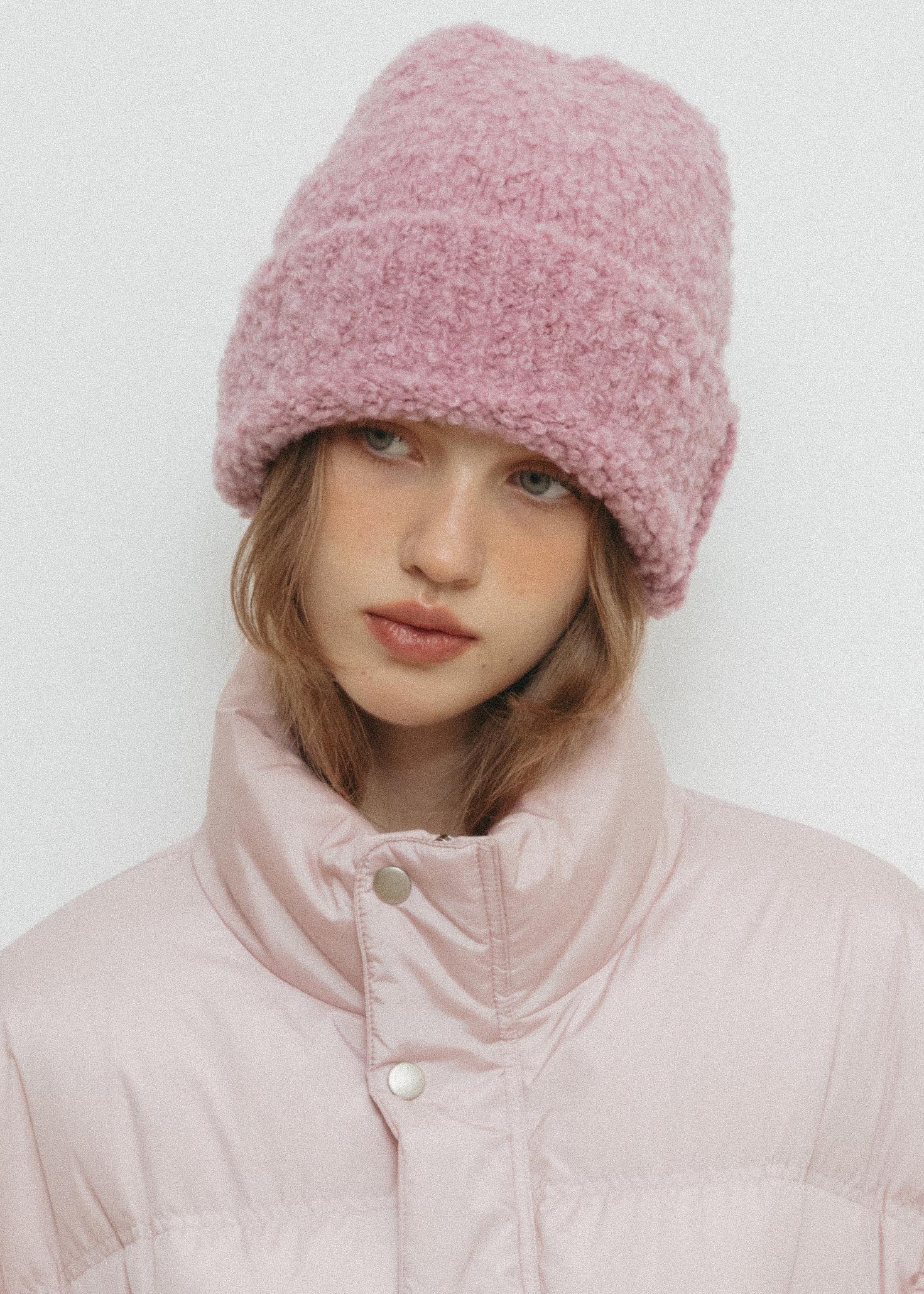 [Exclusive] Fluffy Snow Boucle Beanie - Pink